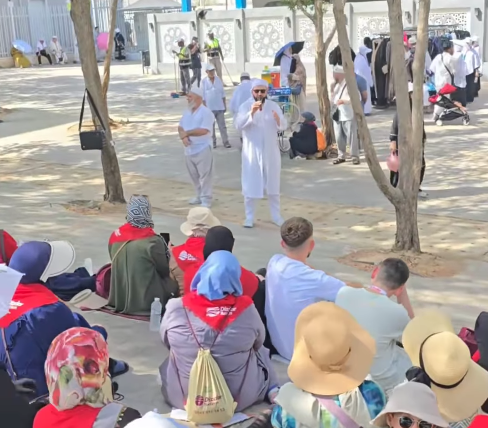 2025 Temmuz Umre Kafilemiz, Dizdar Turizm Rehberliğinde Arafat Ziyaretini Gerçekleştirdi